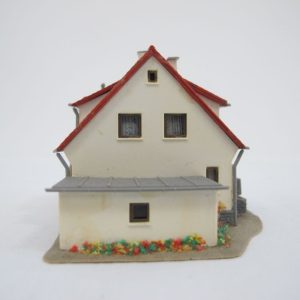 Suburb house - Image 4