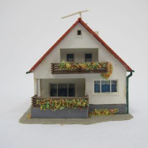 Suburb house - Image 6