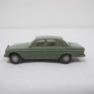 Mercedes 2140 D Green - Image 5
