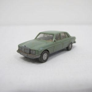 Mercedes 2140 D Green