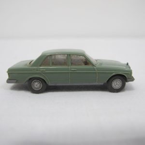 Mercedes 2140 D Green - Image 7