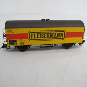 Fleischmann commercial wagon yellow and red - Image 6