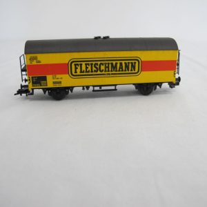 Fleischmann commercial wagon yellow and red - Image 7