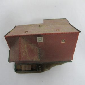 House with garage and yard - Image 8