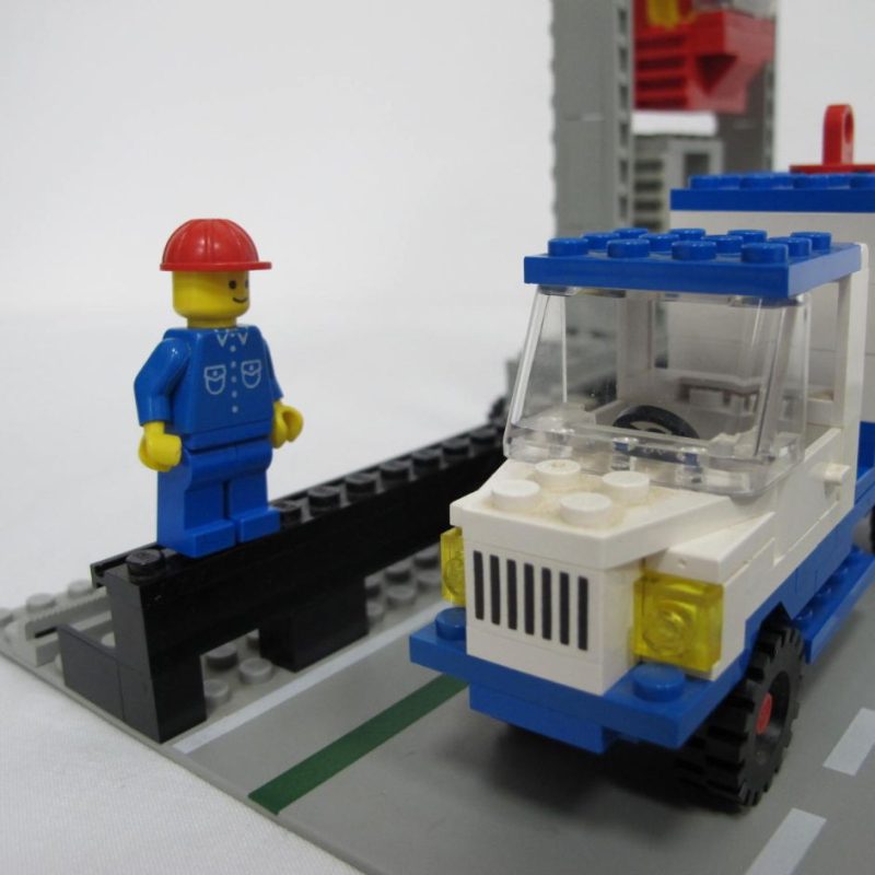 Container Crane Depot. Complete without instructions or box - Image 3