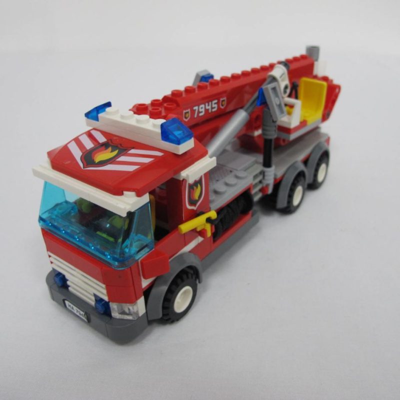 Fire Station. Complete without instructions or box - Image 8