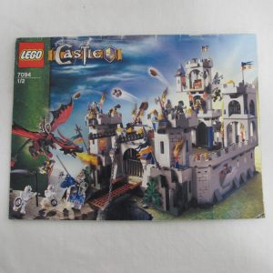 King's Castle Siege. Complete with instructions, no box - Image 24