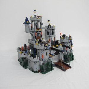 King's Castle Siege. Complete with instructions, no box - Image 12