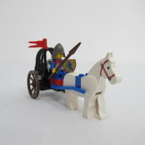 Knights' Arsenal. Complete with instructions, no box - Image 3