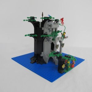 Forestmen's River Fortress. Complete with instructions, no box - Image 12