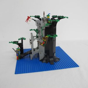 Forestmen's River Fortress. Complete with instructions, no box - Image 15