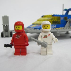 Space Cruiser. Complete with instructions, no box - Image 4