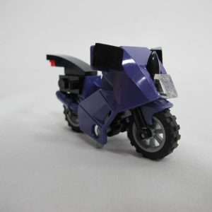 Catwoman Catcycle City Chase. Incomplete with instructions, no box - Image 2