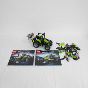Tractor. Complete with both instructions and extra parts, no box