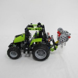 Tractor. Complete with both instructions and extra parts, no box - Image 5