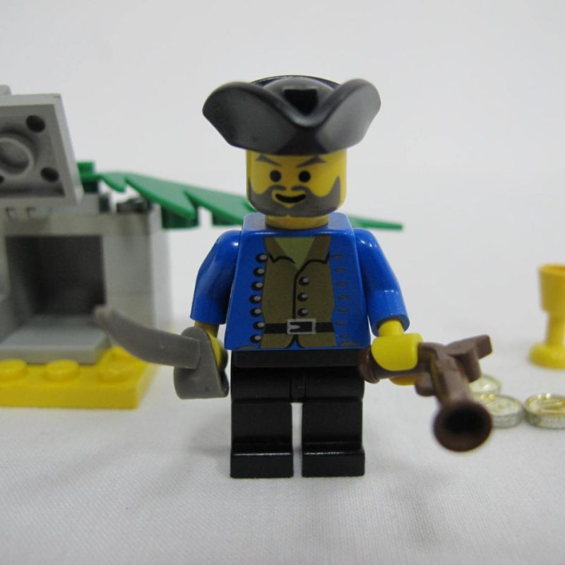 Treasure Surprise. Complete with instructions, no box - Image 4