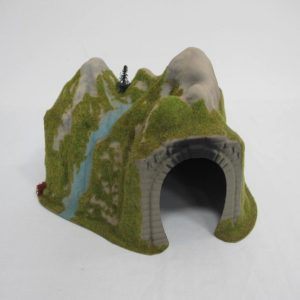 Curved railway tunnel single track