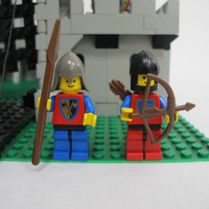 King's Castle. Complete with instructions, no box - Image 12