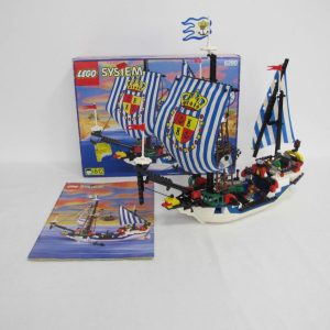 Armada Flagship. Complete with instructions and box