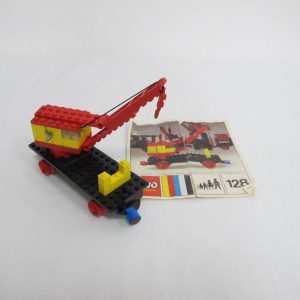 Mobile Crane (Plate Base). Complete with instructions, no box