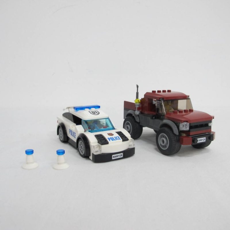 Police Pursuit. Complete with instructions, no box - Image 5