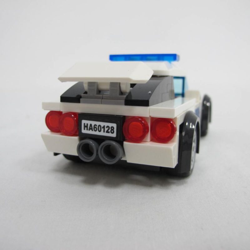 Police Pursuit. Complete with instructions, no box - Image 8