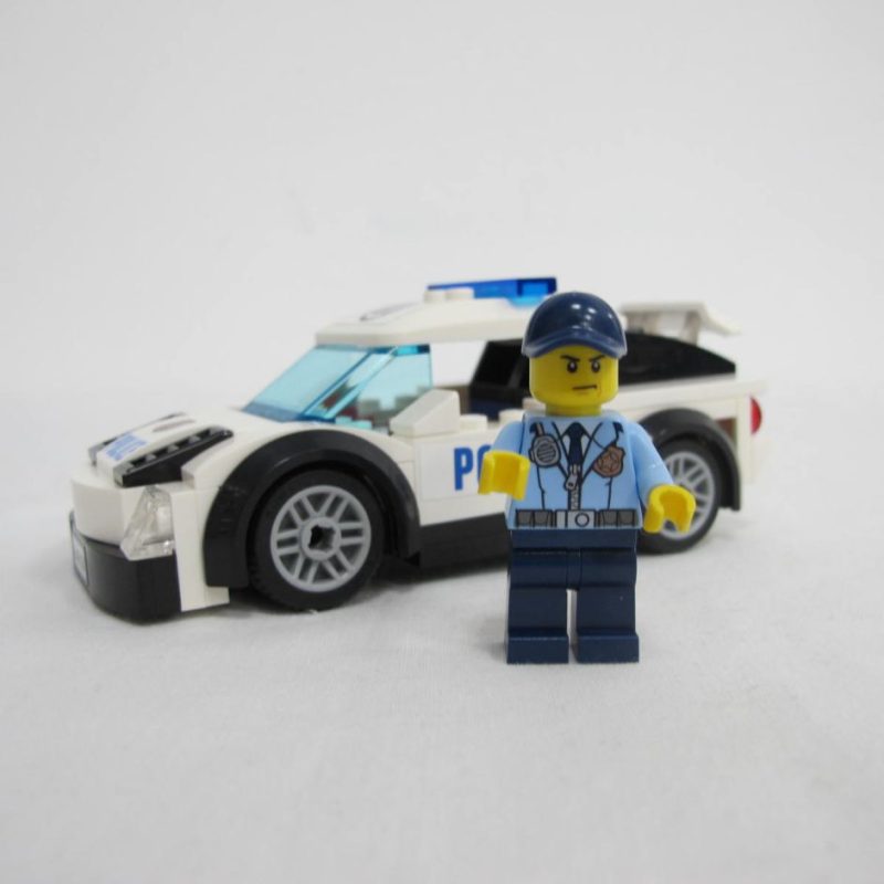 Police Pursuit. Complete with instructions, no box - Image 10