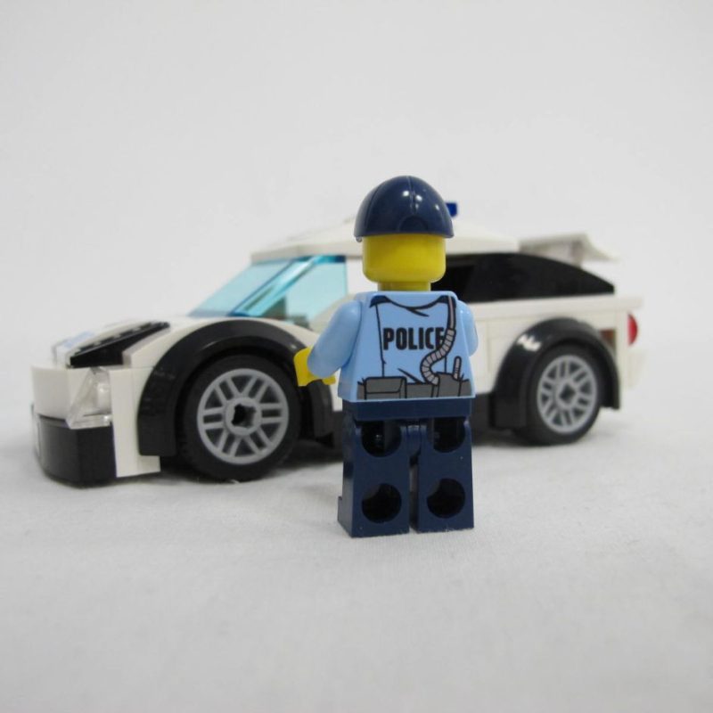 Police Pursuit. Complete with instructions, no box - Image 11
