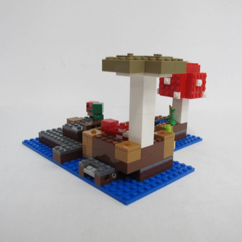 The Mushroom Island. Complete with instructions, no box - Image 5