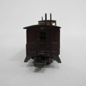 USA caboose, tin body, Aufschrfit A.T. & S.F. 1951 . - Image 3