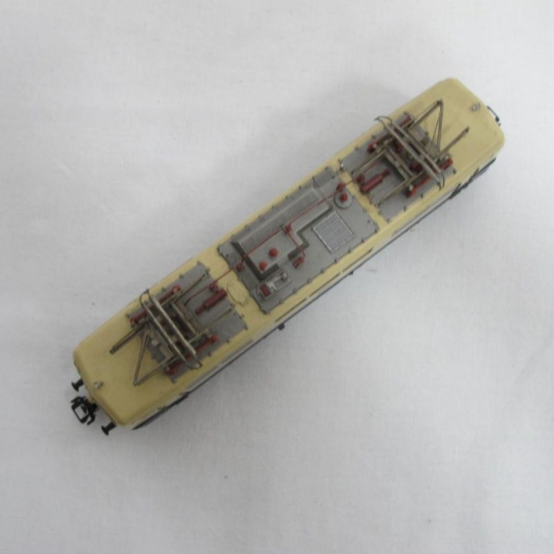 DB class 111 electric locomotive - Image 11