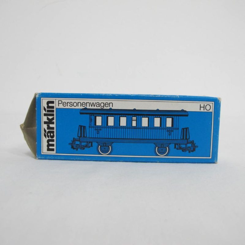 Tin passenger car green - Image 7