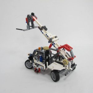 Bucket Truck. Incomplete without instructions or box - Image 4