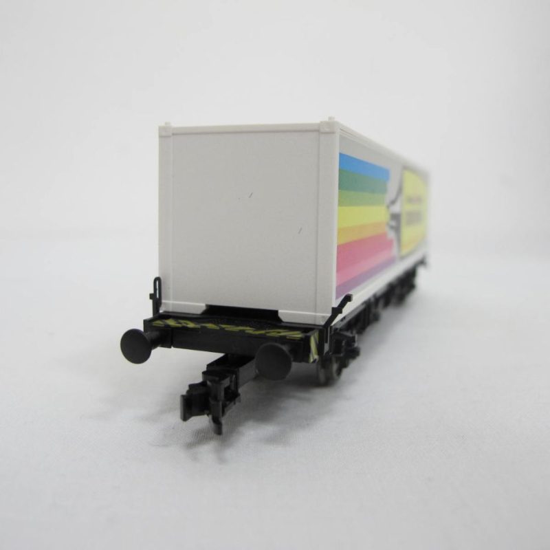 Stabilo rolling painting studio - Image 21