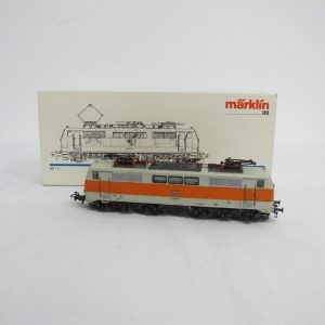 DB electric locomotive BR 111
