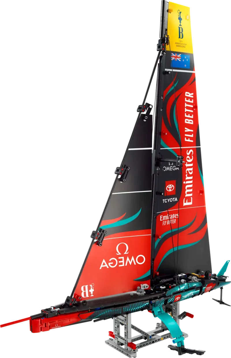 LEGO Technic 42174 Emirates Team New Zealand AC75 Yacht