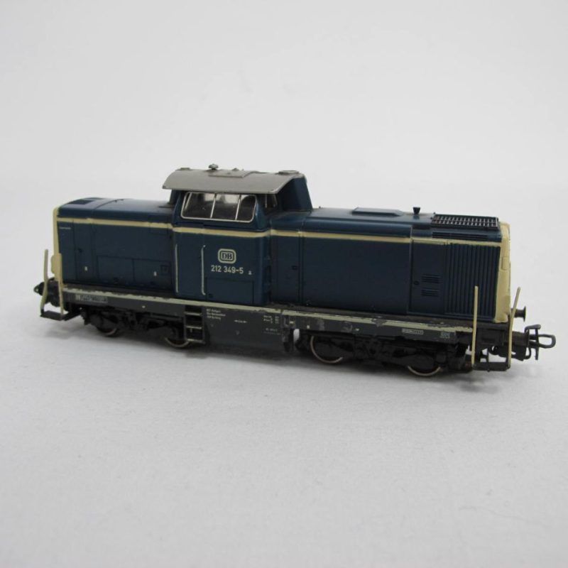 DB class 212 diesel locomotive - Image 3