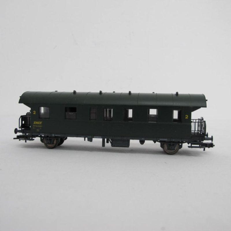 Passenger car SNCF 2nd class green - Image 12