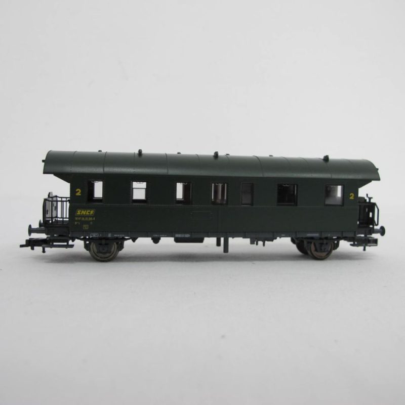 Passenger car SNCF 2nd class green - Image 3
