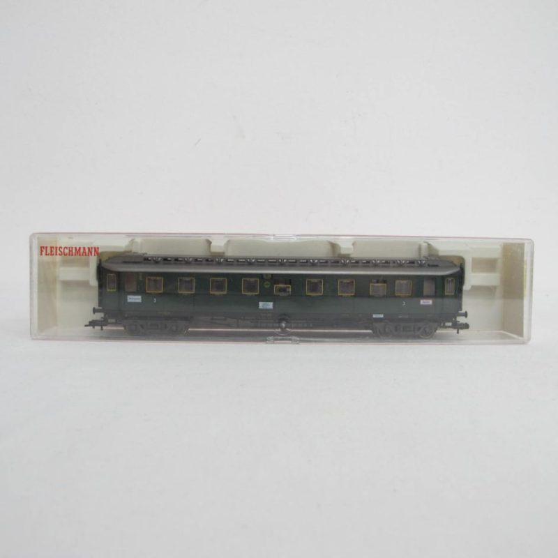 DRG 3rd class express train coach - Image 11