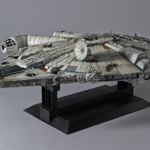 BANDAI Millennium Falcon Perfect Grade - Image 3