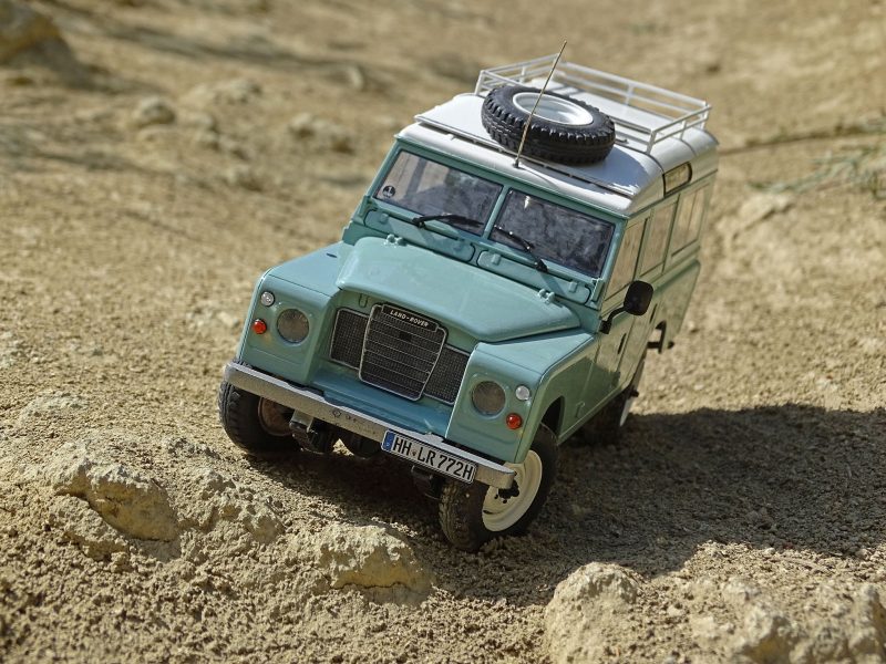 Land Rover Series III LWB station wagon - Image 10