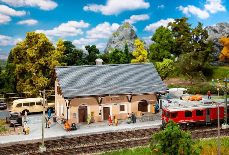 Ardez railway station