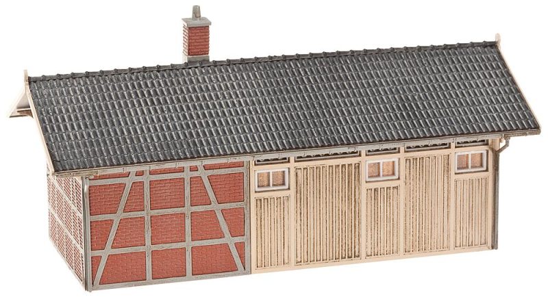 Railway outbuilding - Image 3