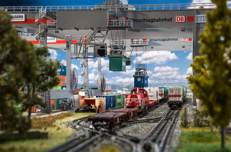 Container bridge