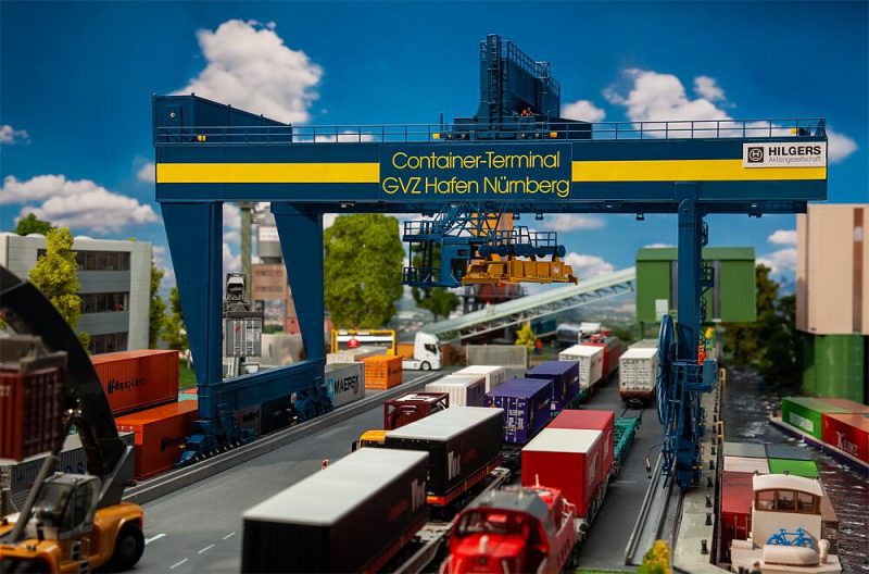 Container bridge GVZ harbour Nür - Image 8