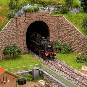 2 tunnel portals, single-track