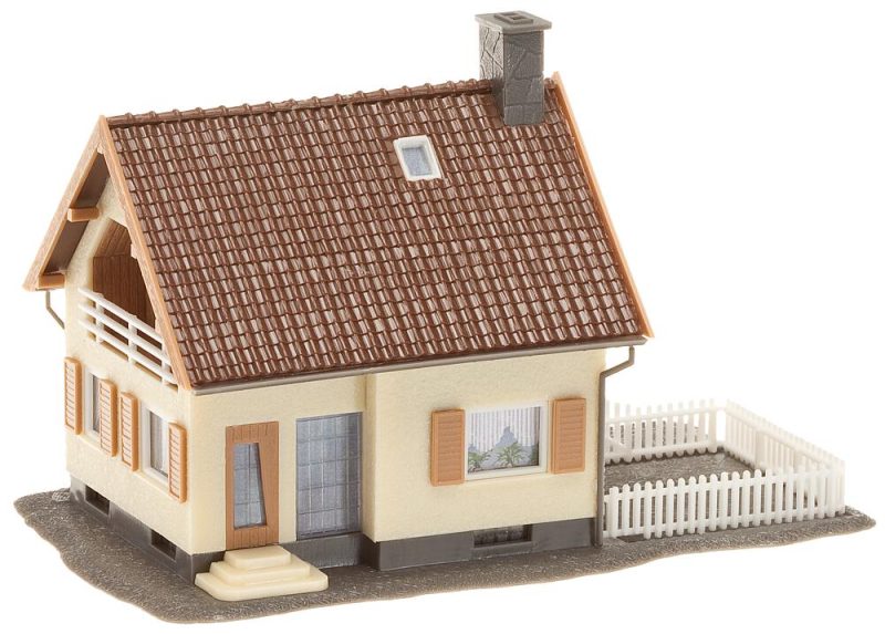Detached house - Image 2