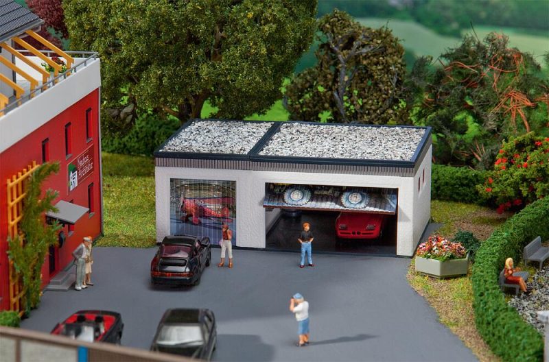 Double garage with drive section