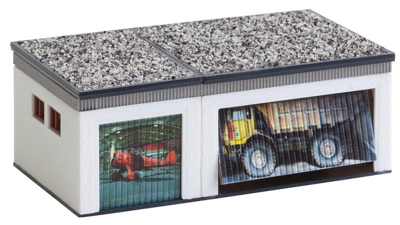 Double garage with drive section - Image 2